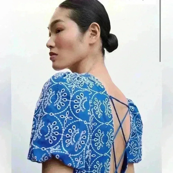 NWT MANGO Women's Embroidered Open Back Dress - Picture 2 of 7